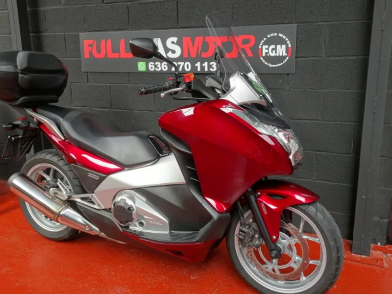 HONDA Integra 700