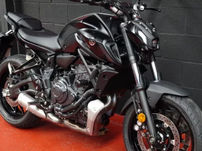 YAMAHA MT 07 2021