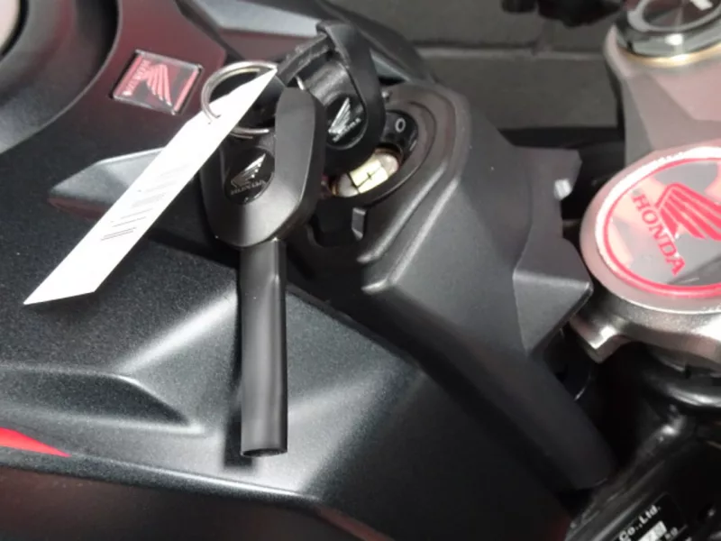 HONDA CBR 650 R