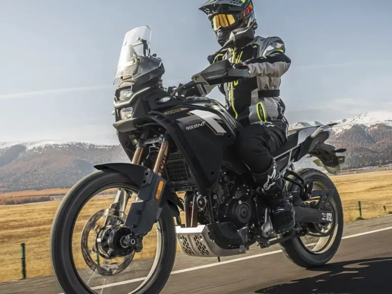 CFMOTO 450 MT