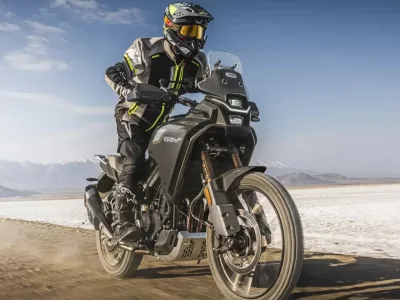 CFMOTO 450 MT