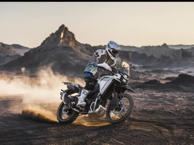 CFMOTO 450 MT