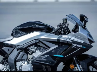 CFMOTO 675SR-R