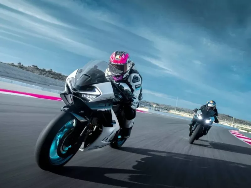 CFMOTO 675SR-R