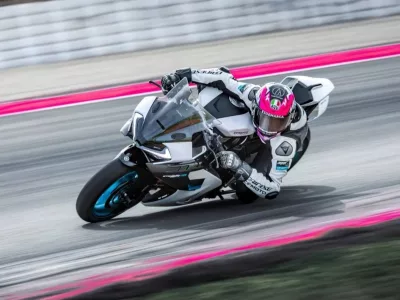 CFMOTO 675SR-R