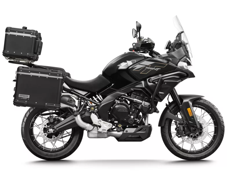 CFMOTO 700 MT