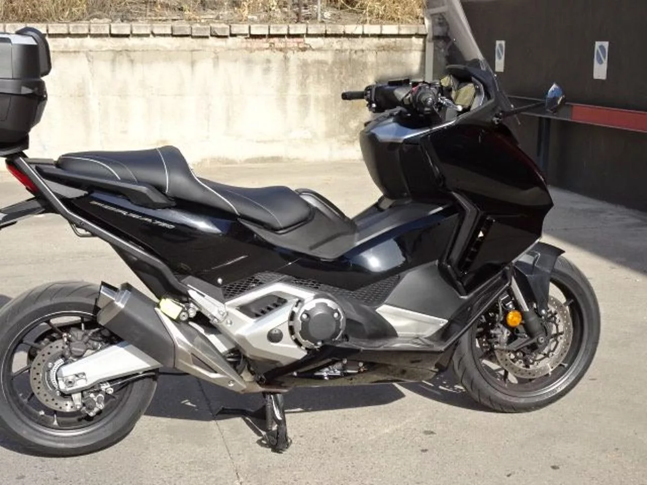 HONDA XADV 750