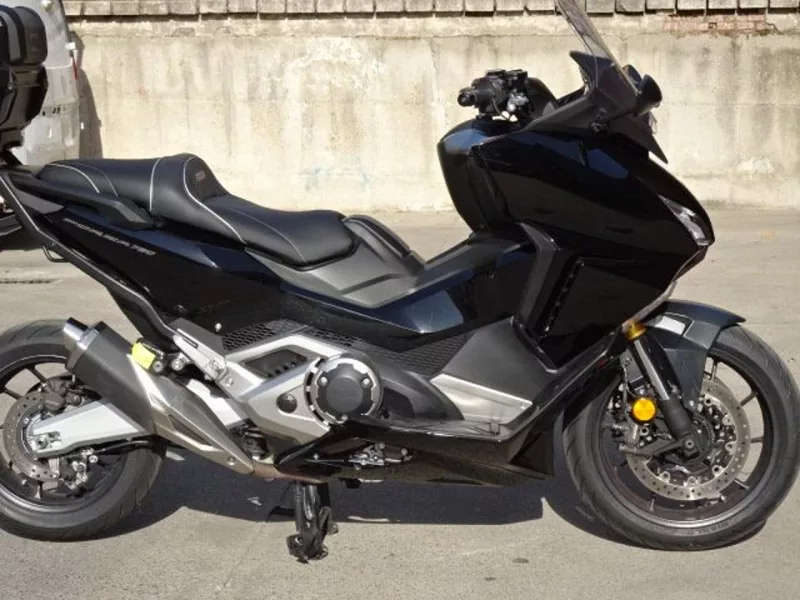 HONDA XADV 750