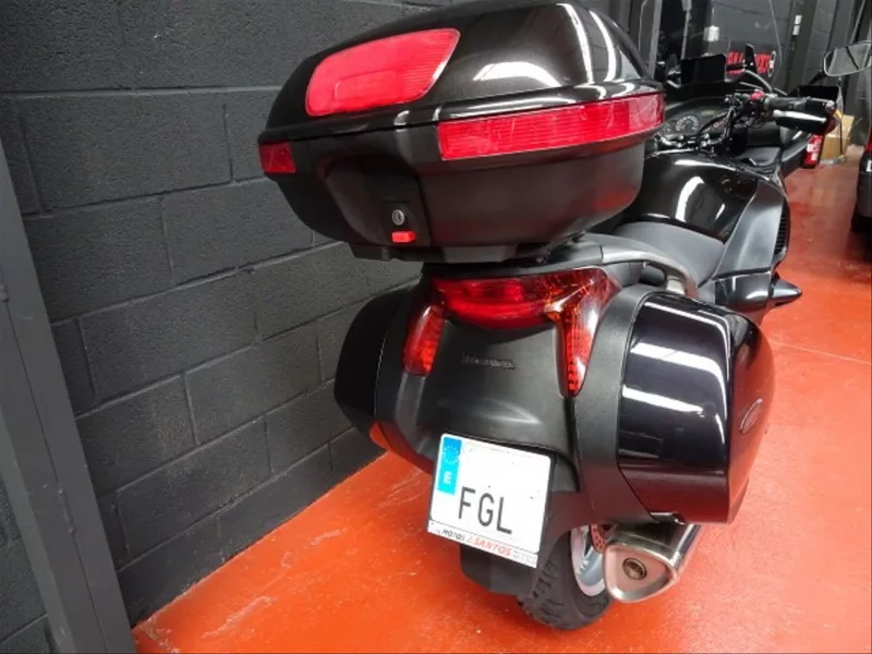 HONDA DEAUVILLE 700 ABS