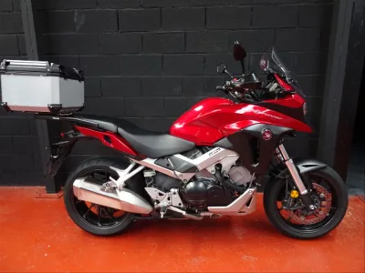 HONDA VFR800X Crossrunner