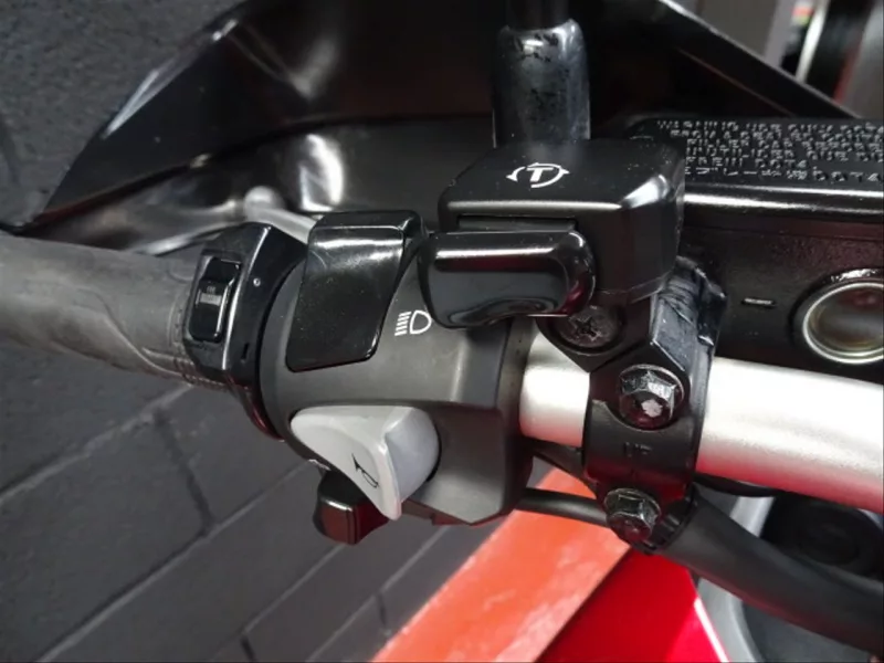 HONDA VFR800X Crossrunner