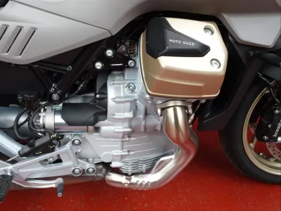 MOTO GUZZI V100 Mandello Aviazione Navale