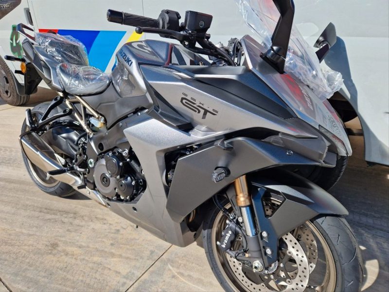 SUZUKI GSX-S 1000 GT 2025