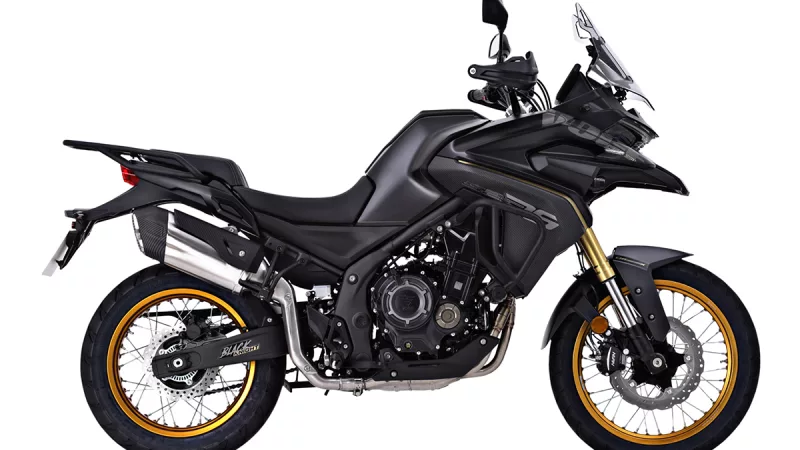 Voge 525 DSX negra, moto trail nueva a estrenar al mejor precio en Full Gas Motor. Mejorada del Campo. Madrid