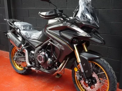 VOGE 900 DSX