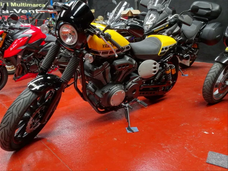 YAMAHA XV 950 R BOLT RACE 60th Aniversario